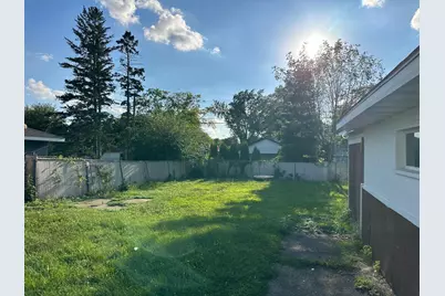 2739 Chippewa Avenue, North Saint Paul, MN 55109 - Photo 23