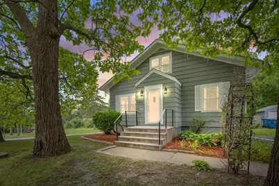 3301 Beard Avenue N, Robbinsdale, MN 55422 - Photo 3