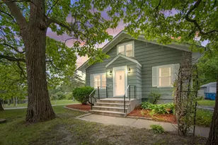 3301 Beard Ave N, Robbinsdale, MN 55422 - Photo 3