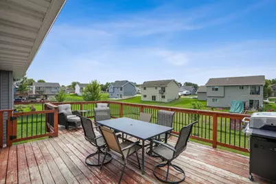 1142 W Edge Place, New Richmond, WI 54017 - Photo 3