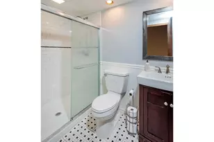 2300 Dahl Ct E, Maplewood, MN 55119 - Photo 29