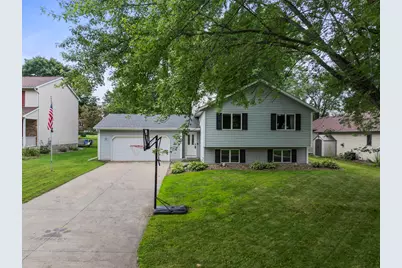 811 Spruce Court, Pine Island, MN 55963 - Photo 1