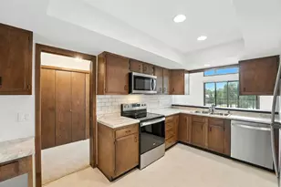 9700 Portland Ave S, Bloomington, MN 55420 - Photo 11