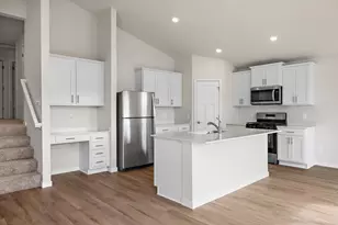 618 Redwood Loop N, Cambridge, MN 55008 - Photo 5