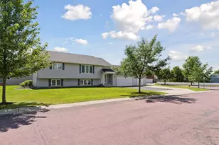 101 Tattler Ln, Mankato, MN 56001 - Photo 1