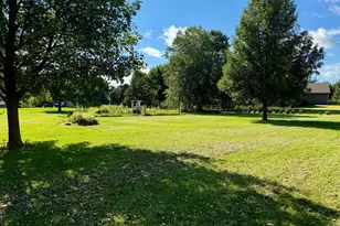 115 Burr Oak Rd, Redwood Falls, MN 56283 - Photo 5