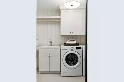 25560 Smithtown Road, Shorewood, MN 55347 - Photo 33