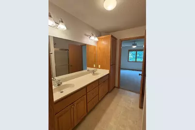 572 Williamsburg Place, New Richmond, WI 54017 - Photo 13