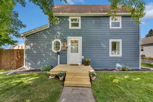 230 2nd Ave NW, Milaca, MN 56353 - Photo 1