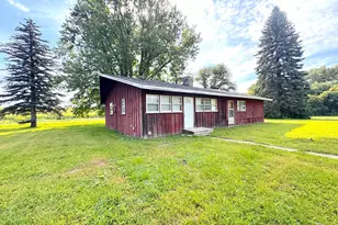 2555 River Rd, Marshall, MN 56258 - Photo 17