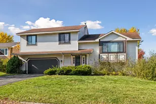 2434 Hynes Ave N, Oakdale, MN 55128 - Photo 3