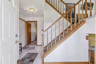 2434 Hynes Avenue N, Oakdale, MN 55128 - Photo 5