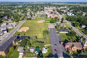 105 10th St NW, Plainview, MN 55964 - Photo 25