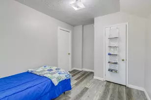 105 10th St NW, Plainview, MN 55964 - Photo 13