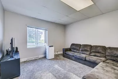 105 10th Street NW, Plainview, MN 55964 - Photo 7