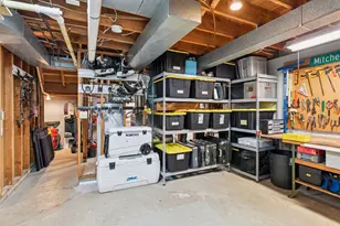 2100 W 21st St, Minneapolis, MN 55405 - Photo 43