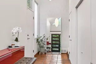 2100 W 21st St, Minneapolis, MN 55405 - Photo 45