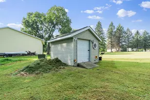 901 Geneva Dr, Alexandria, MN 56308 - Photo 11