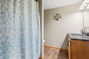 901 Geneva Dr, Alexandria, MN 56308 - Photo 43