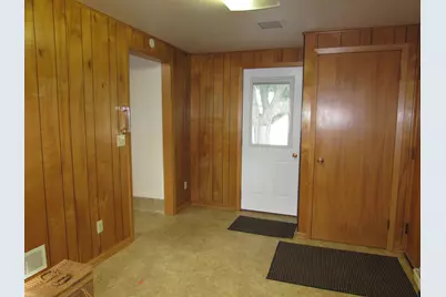 902 11th Street S, Saint James, MN 56081 - Photo 3