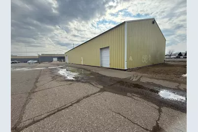 555 1st Street SE, Saint Cloud, MN 56304 - Photo 5