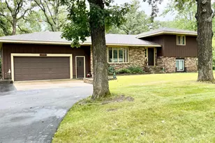 6312 230th St, Saint Augusta, MN 56301 - Photo 9