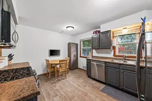 651 Randall Dr, Anoka, MN 55303 - Photo 9