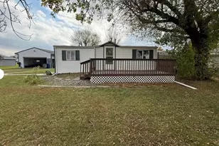 1711 15th Ave N, Moorhead, MN 56560 - Photo 1