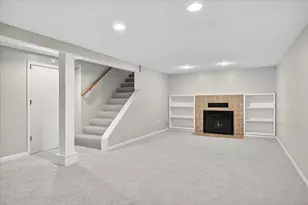 2775 Lancaster Ln N, Plymouth, MN 55441 - Photo 37