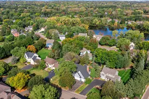 9956 Antrim Rd, Woodbury, MN 55125 - Photo 3