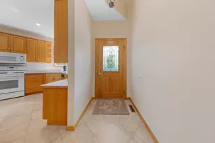 2065 Raspberry Ridge Pl NE, Owatonna, MN 55060 - Photo 3