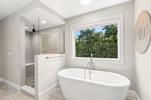 16957 Valley Rd, Eden Prairie, MN 55347 - Photo 29