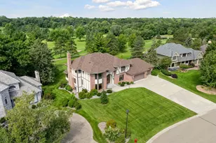 9658 Wedgewood Ct, Woodbury, MN 55125 - Photo 1