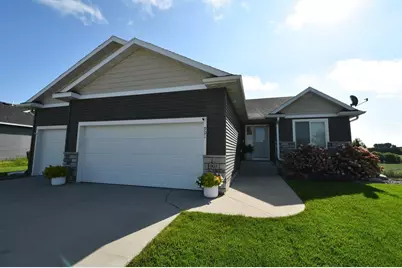 905 7th Avenue, Wanamingo, MN 55983 - Photo 1