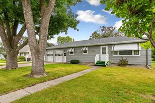 512 7th St, Gaylord, MN 55334 - Photo 3