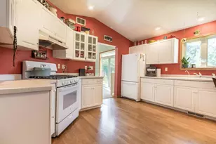 2740 Le Homme Dieu Heights NE, Alexandria, MN 56308 - Photo 13