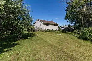 2740 Le Homme Dieu Heights NE, Alexandria, MN 56308 - Photo 9