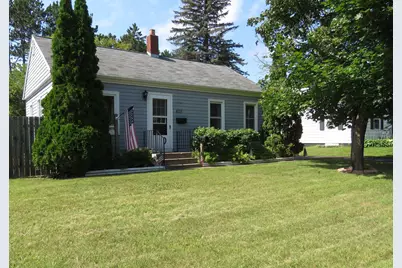 425 17th Street, Cloquet, MN 55720 - Photo 1