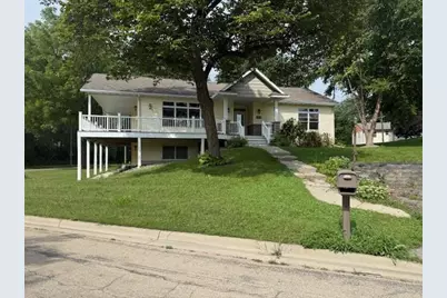 709 Blackmer Avenue, Albert Lea, MN 56007 - Photo 1