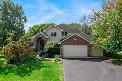 670 Weston Ridge Parkway, Chaska, MN 55318 - Photo 1