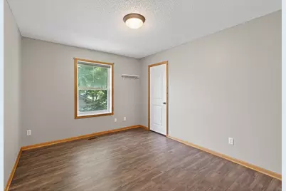 2907 86th Lane N, Brooklyn Park, MN 55443 - Photo 5