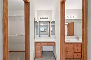 8326 Oakview Ct N, Maple Grove, MN 55369 - Photo 17