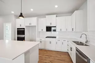 3776 Brookside Dr, Chaska, MN 55318 - Photo 3