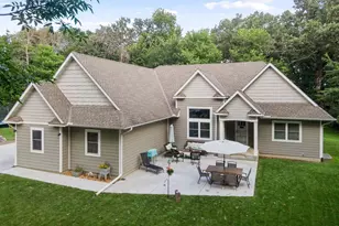 9570 188th St, Belle Plaine, MN 56011 - Photo 1