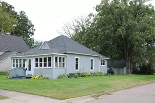 201 1st Ave SE, Aitkin, MN 56431 - Photo 1