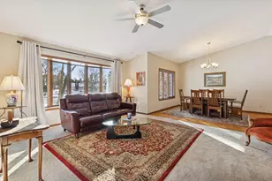 2320 Timber Trail E, Maplewood, MN 55119 - Photo 7