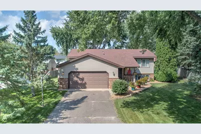 877 96th Avenue NE, Blaine, MN 55434 - Photo 1