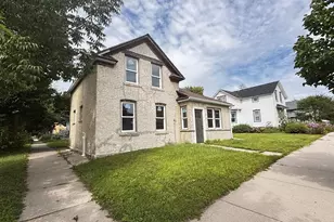 101 N Cedar St, Chaska, MN 55318 - Photo 11