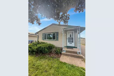 2330 12th Avenue E, North Saint Paul, MN 55109 - Photo 1