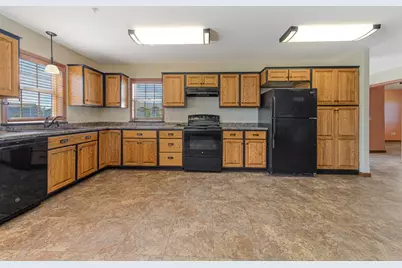 2203 Rolling Green Lane, North Mankato, MN 56003 - Photo 5